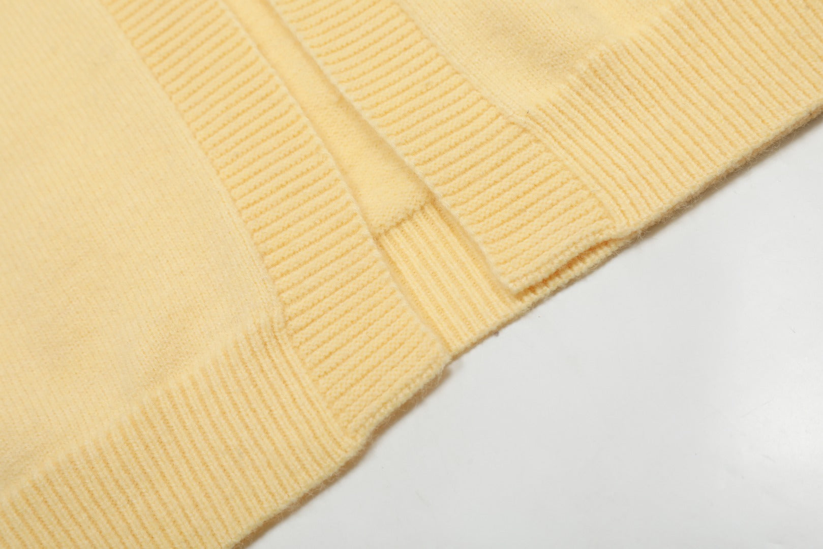 R.Lauren Cozy Oversized V-Neck Cardigan