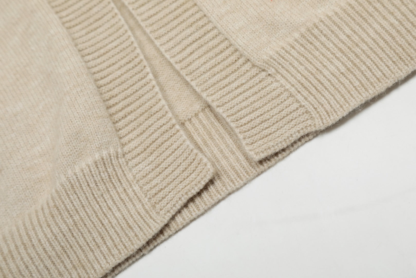 R.Lauren Cozy Oversized V-Neck Cardigan