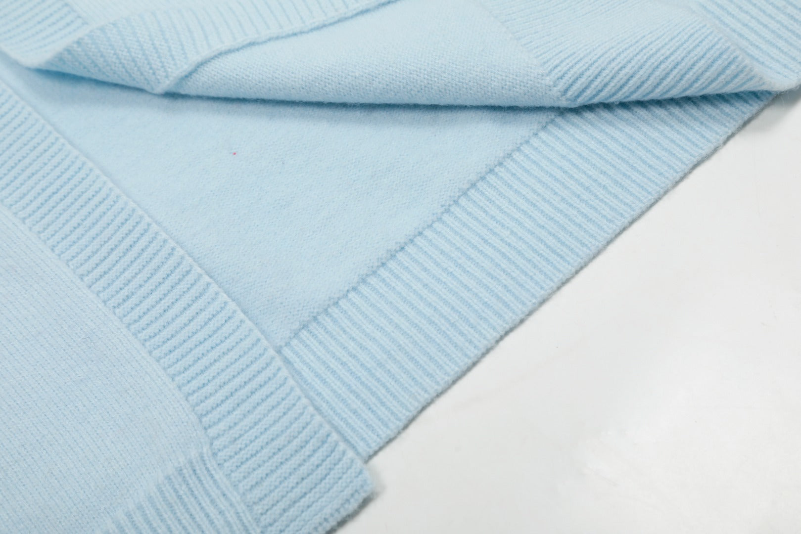 R.Lauren Cozy Oversized V-Neck Cardigan