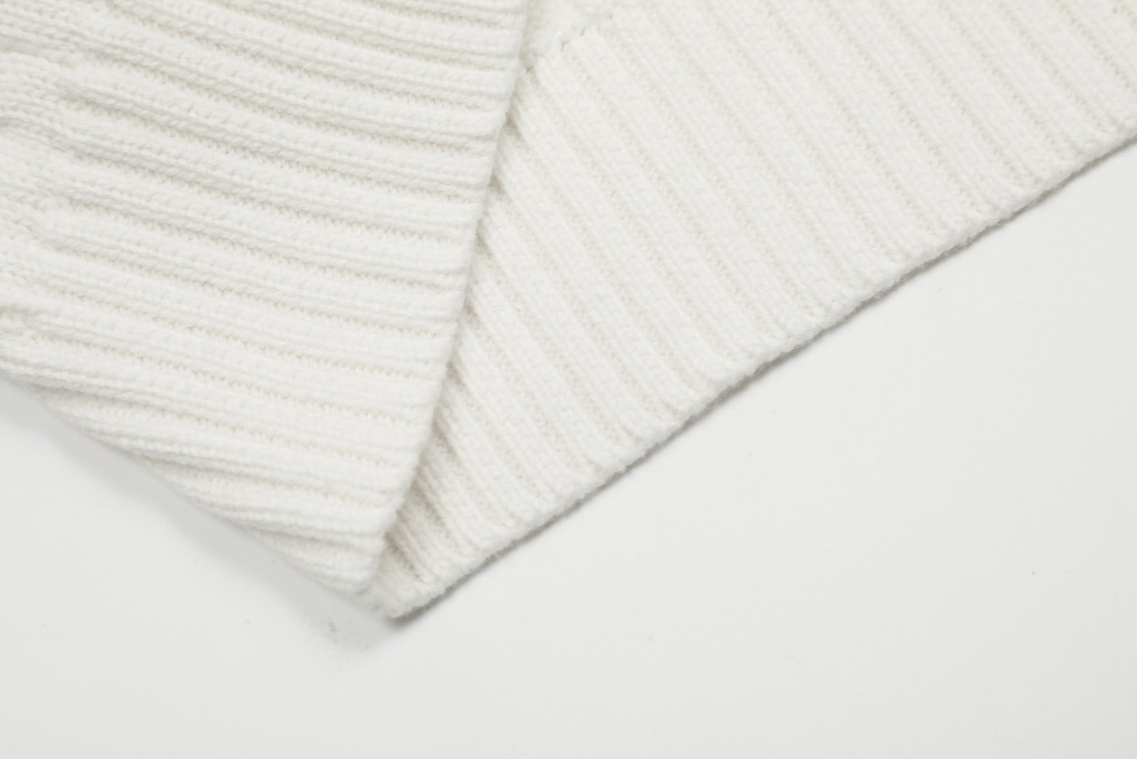 R.Lauren Cotton V Cardigan