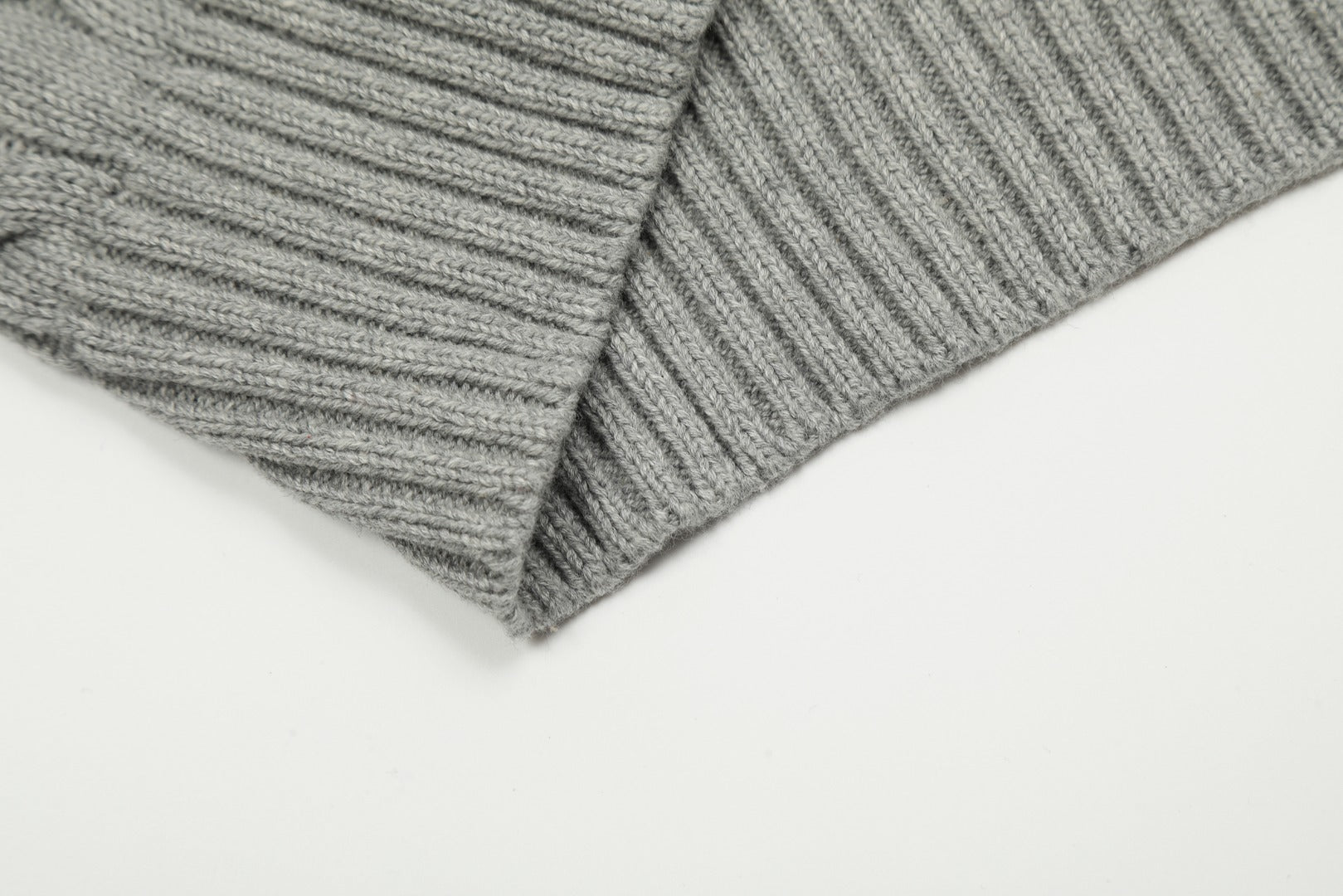 R.Lauren Cotton V Cardigan