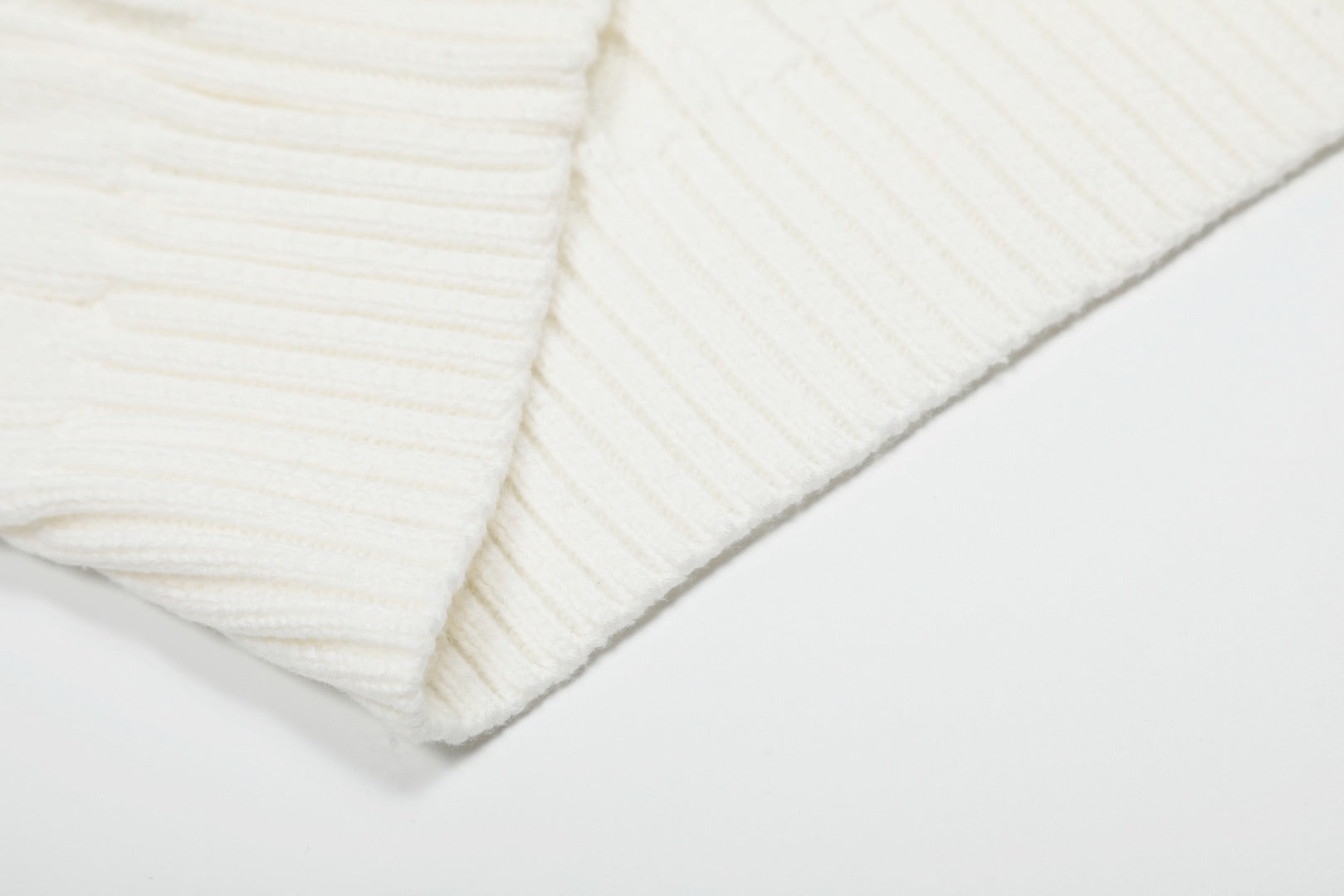 Ralph Lauren V Yaka Saç Örgülü Kısa Kollu Kazak – DS029